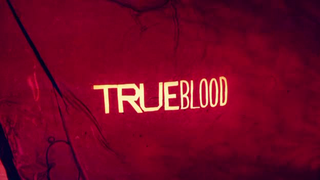 True_Blood_titoli.png